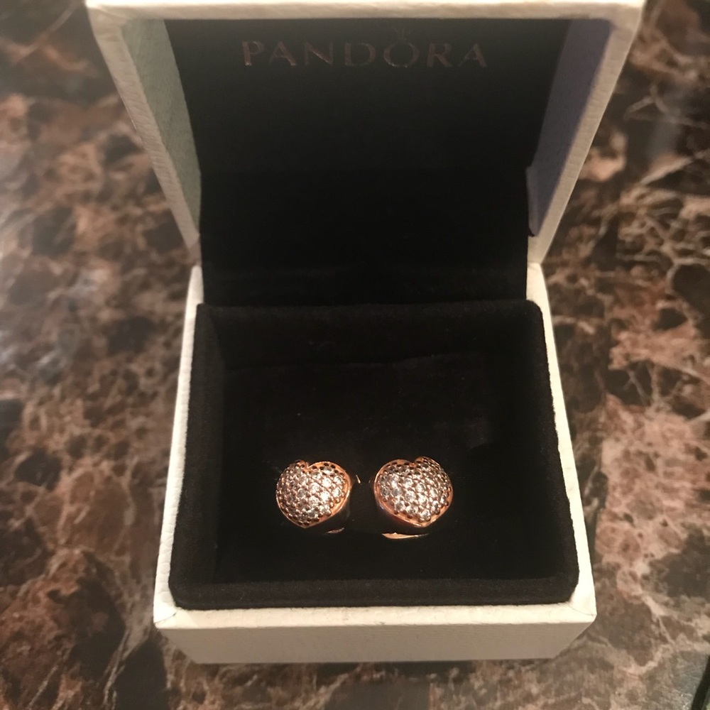 Pandora clips